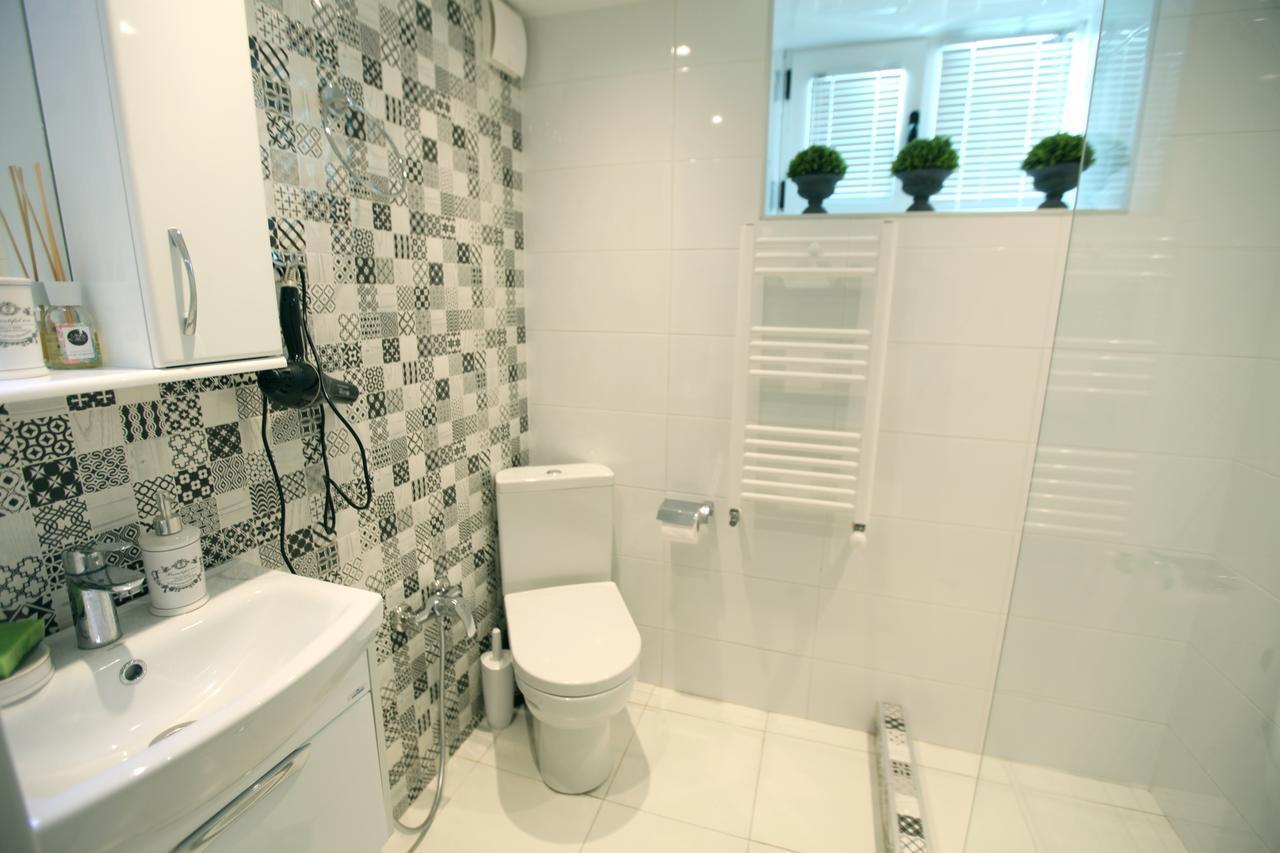 Diplomat Apartment Tiflis Dış mekan fotoğraf