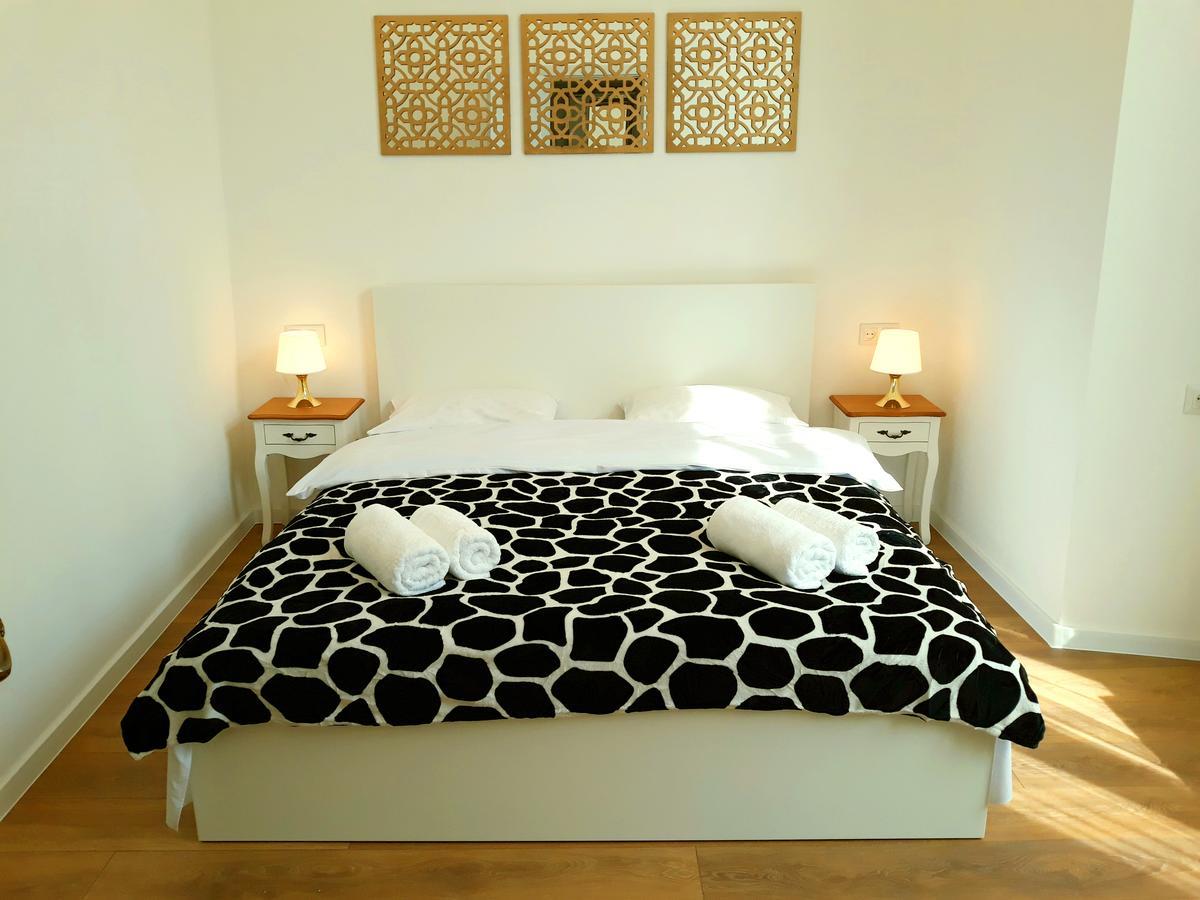 Diplomat Apartment Tiflis Dış mekan fotoğraf